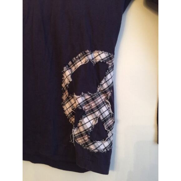 S (7/8) So Nikki Navy Blue Long Sleeve V-Neck Tshirt with Plaid Patch - Picture 2 of 6